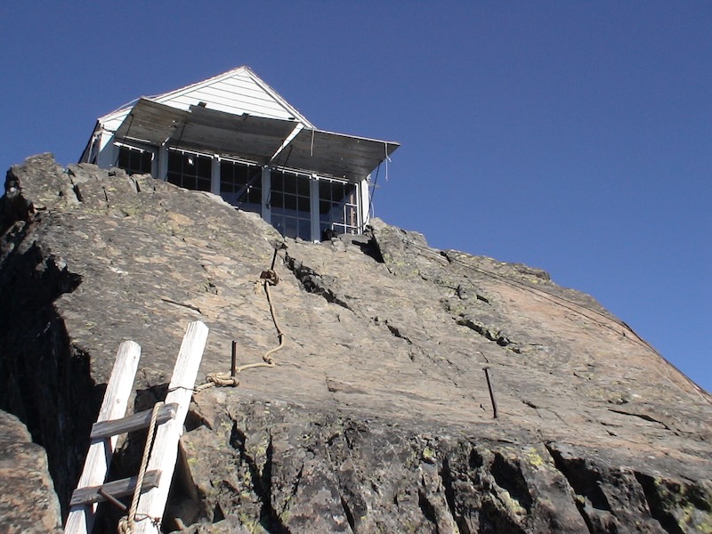 ladder end, exposed slope to top