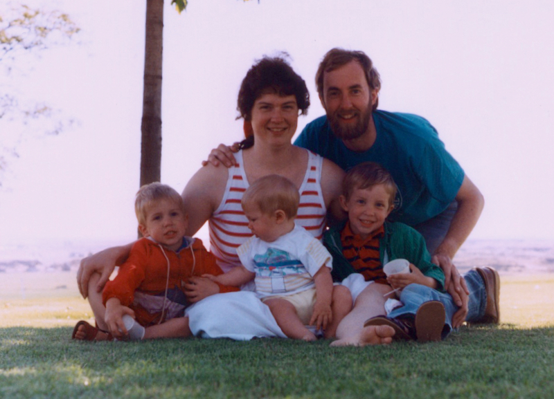 1990 Aug