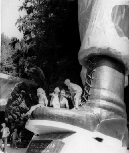 Climbed on the foot of Paul Bunyan statue